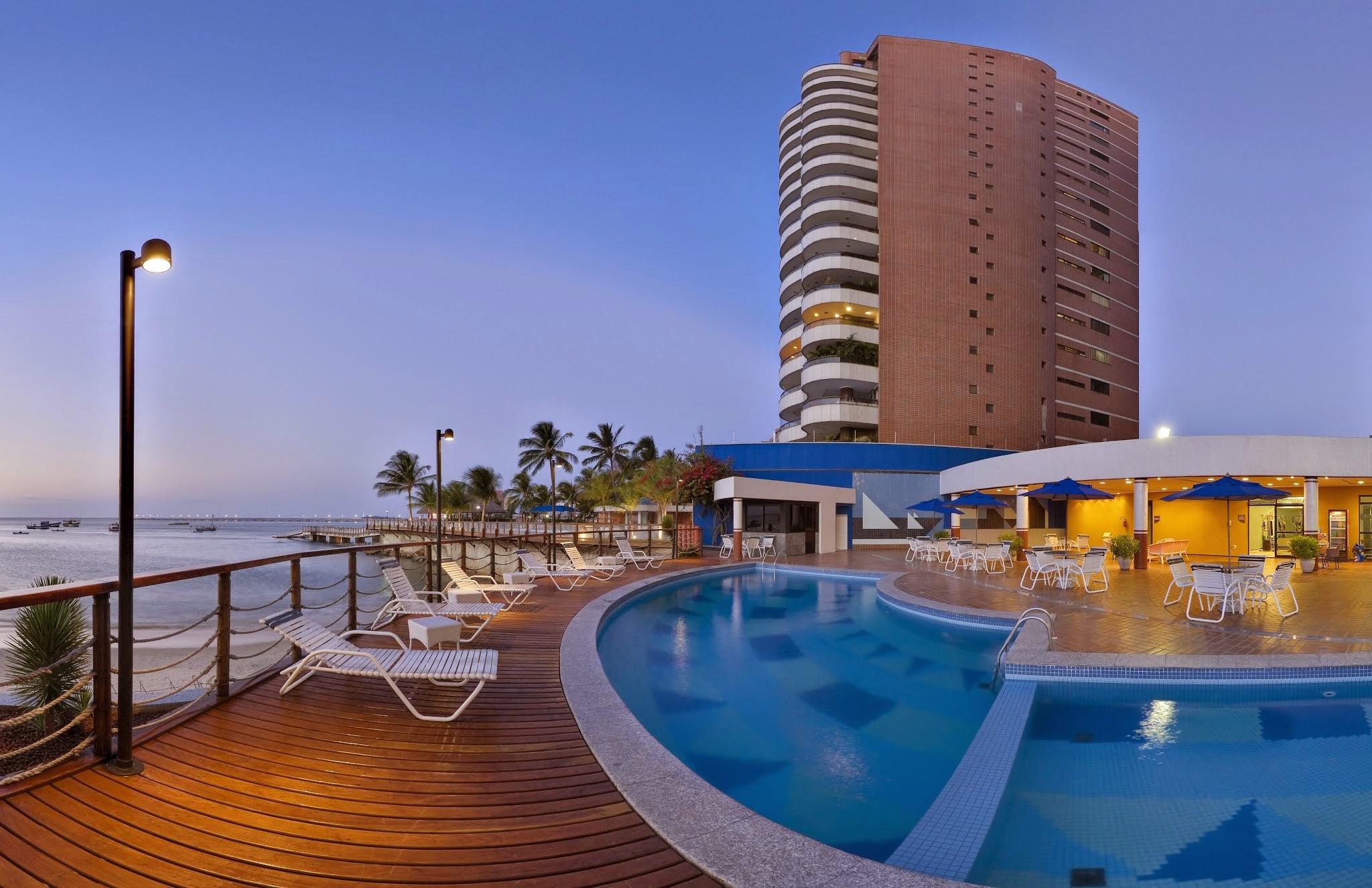 פורטאלזה Iate Plaza Hotel מראה חיצוני תמונה