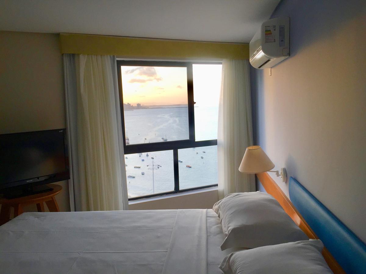 פורטאלזה Iate Plaza Hotel מראה חיצוני תמונה